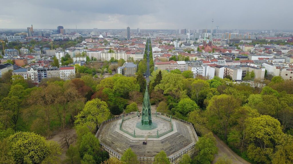 Berlin Viktoriapark Nationalmonument, deutsch entdecken mit Stefanie